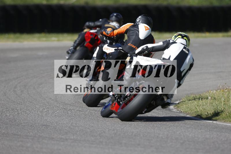 /10 20.04.2026  Pluess Moto Sport ADR/Freies Fahren/backside